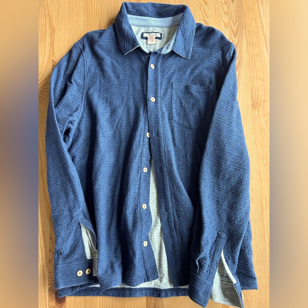 Carbon 2 Cobalt Men’s heavyweight shirt. Size medium